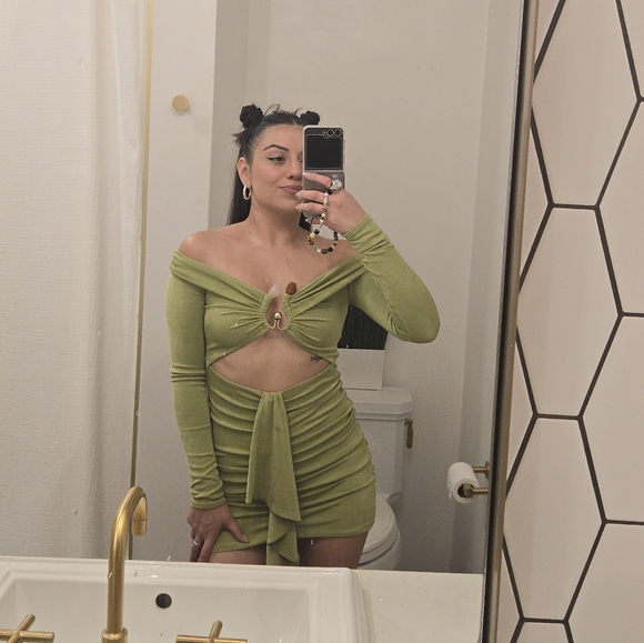 Oh Polly Lime Green Off-Shoulder Dress - Picture 9 of 9